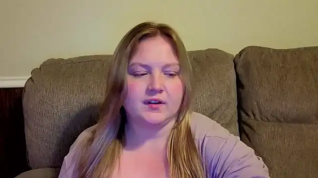PhatAssBlond webcam