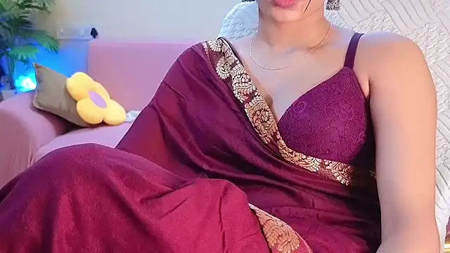 BOoo_3 live cam on StripChat