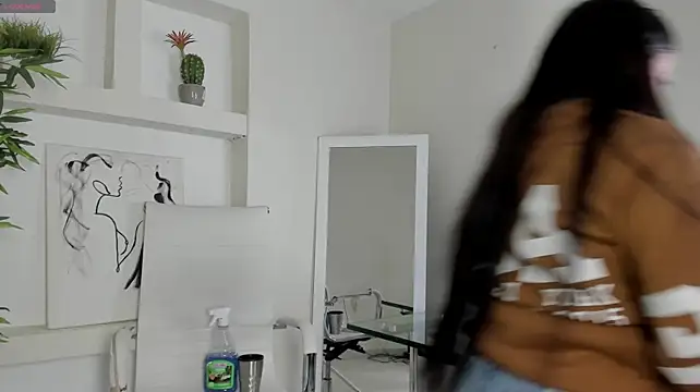 luna_cute__ live cam on StripChat