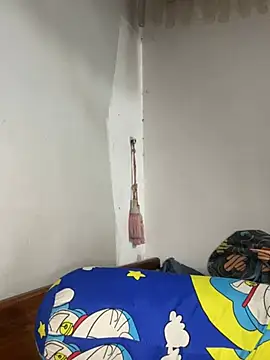 Almira6868 webcam