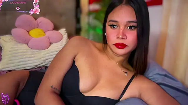 Dirtpllt22 fetish webcam show