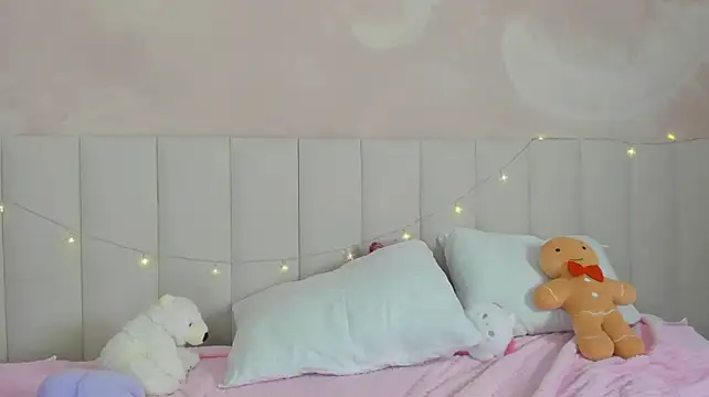 AdeleSilvy webcam