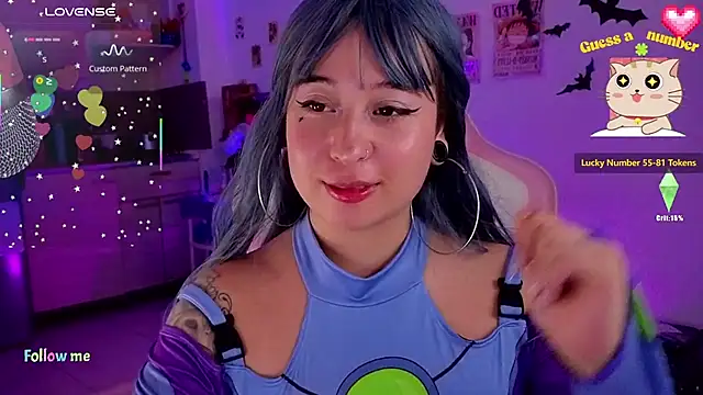 Celeste_Bauman webcam