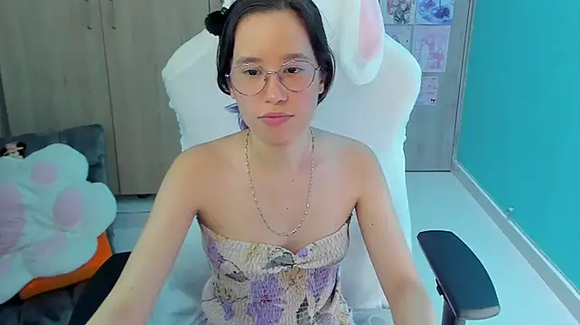 Anto_herrera boob job cam girl