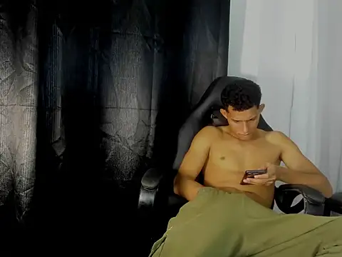 master_badboy live cam on StripChat