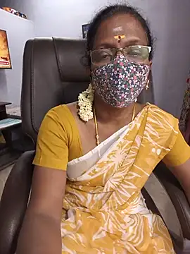 umashreetamil older woman cam room