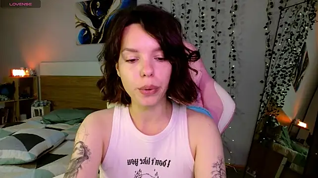 Maya_Campbell live cam on StripChat