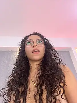 Mia_honey3