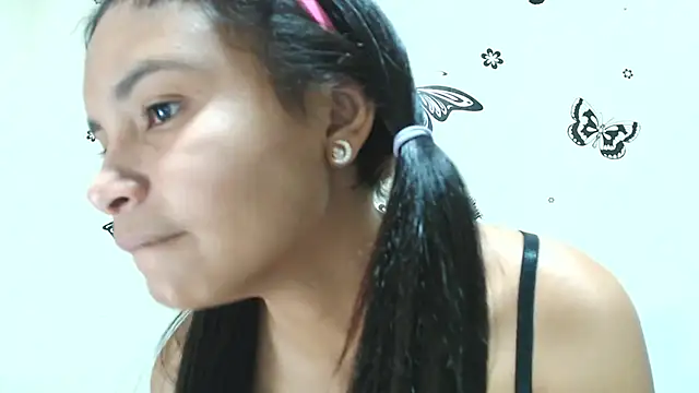 liz7skinny live cam on StripChat