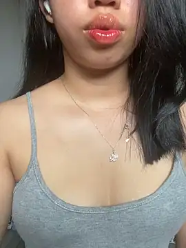 Rose-babyx live cam on StripChat