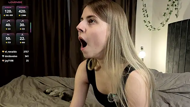 Honey_Lia webcam