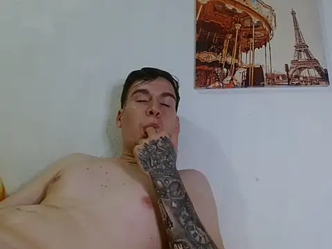 magicfantasy77 live cam on StripChat