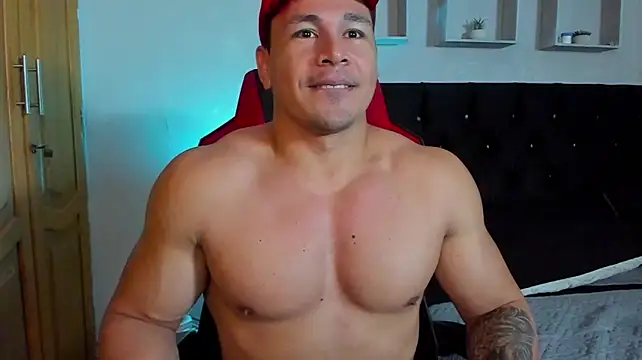 tyler_hank01 live cam on StripChat