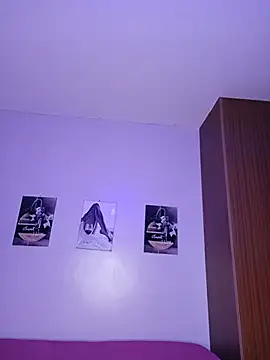 Tushy_baiby2000 webcam
