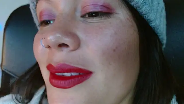 miss_evoleth2 webcam