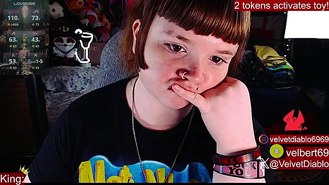 velvetdiablo (F young) - Butt plug with a view 5 min