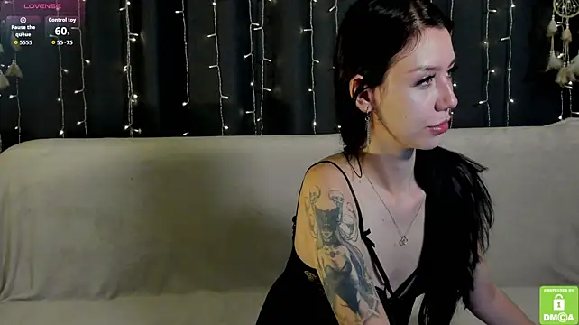 Amelia_skyy webcam