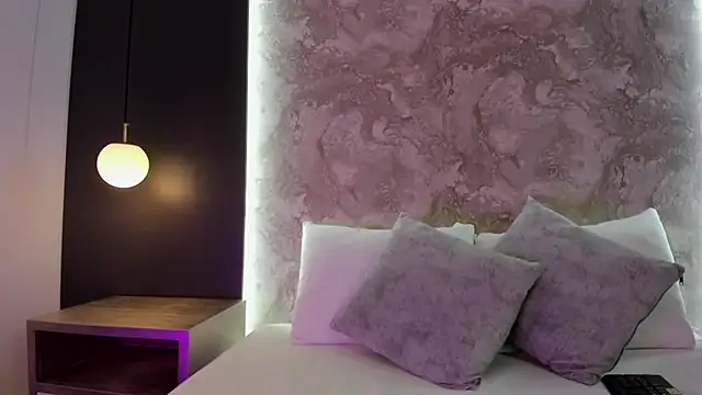 alysson_moon_ webcam
