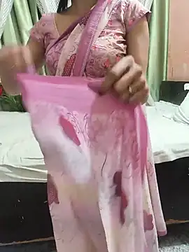 shalu_g (F young) - Boob and Finrings show