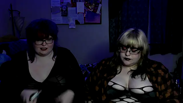 NymphoDes live cam on StripChat