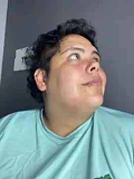 Hailey_Curvy webcam