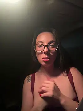 secretbru (F young) - Tirar a roupa