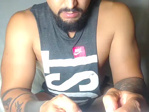 sebasx412 live cam on StripChat