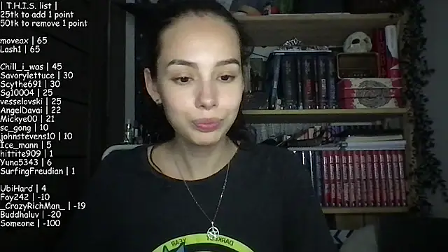 Yuna5343 live cam on StripChat