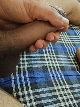 horny_men629 live cam on StripChat
