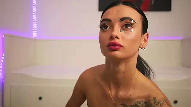 RachelVibes live cam on StripChat