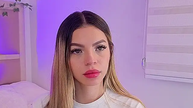 isa__leon live cam on StripChat