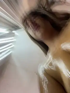 MiaAndrade live cam on StripChat