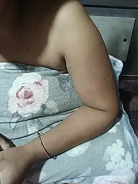 DipaliAliya live cam on StripChat