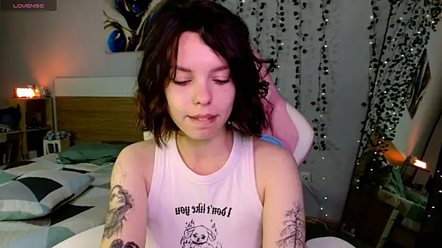 Maya_Campbell live webcam