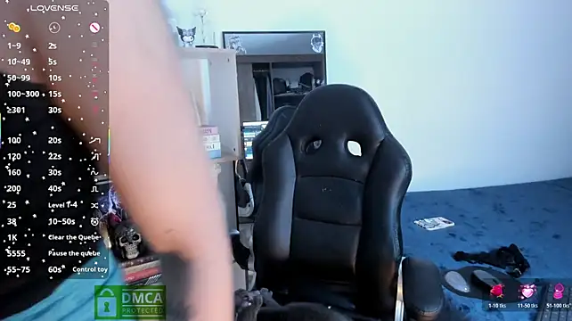 Ravenelle_ webcam