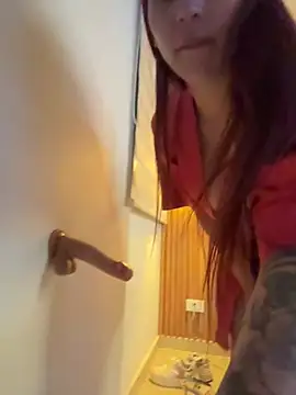 vanessa_gm (F young) - spank ass