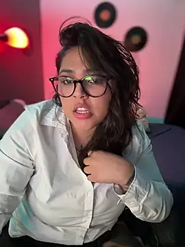 miacanela_xo