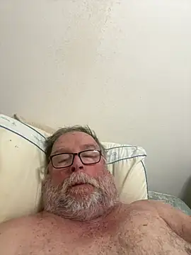 drummajor (M grandpa) - More squirting now