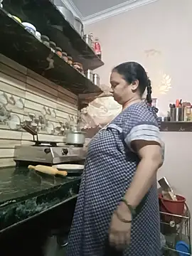 Kavya_kapoor live cam on StripChat