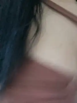 Paulitta- live cam on StripChat