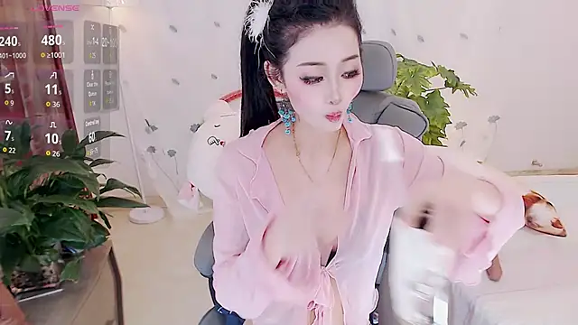 yaoyao-baby520 live cam on StripChat