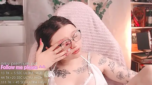 hanna_flowers live cam on StripChat