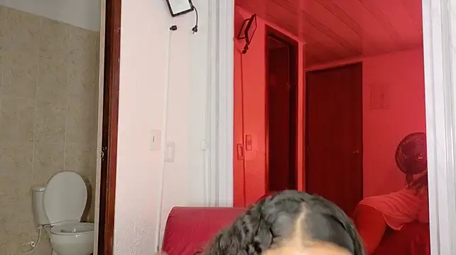 Noah_Sweet live cam on StripChat