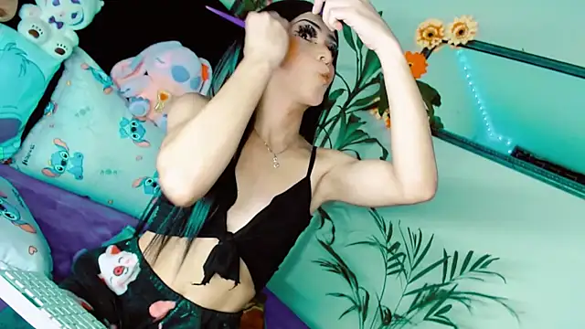 NathalialLooes live sex cam