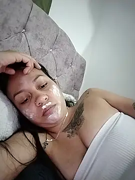 Tiphanydirty3 live cam on StripChat