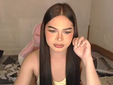 Ashely_Lewis live cam on StripChat