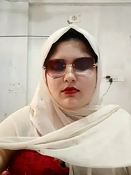 nusrat-n (F young) - Full nude