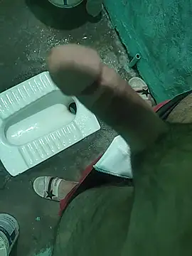 suck_my_tit (M young) - Cum Shot