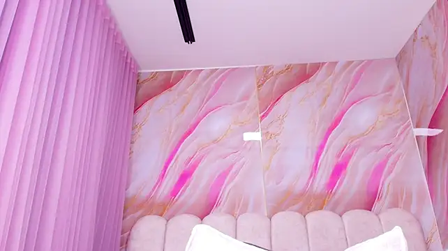 sofi_decker webcam