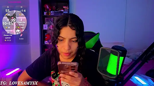 Lovelyamyy webcam
